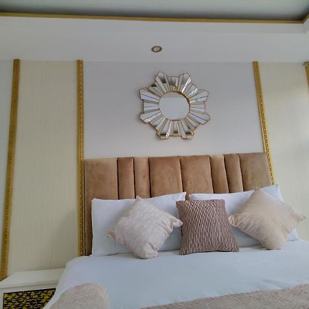 Mavi Guest House East London Buitenkant foto