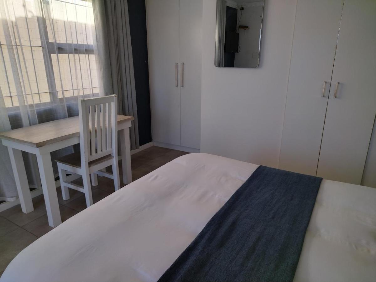 Mavi Guest House East London Buitenkant foto
