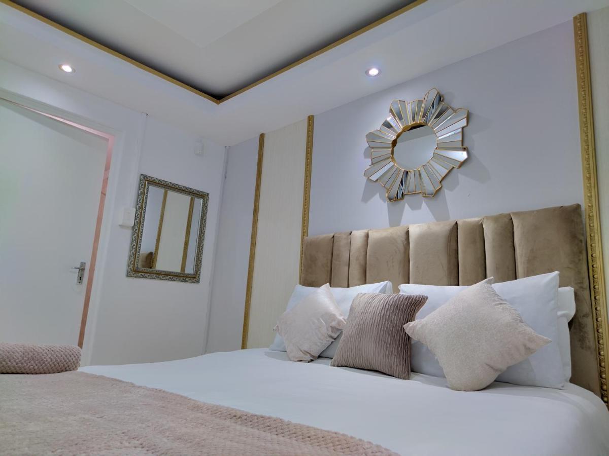 Mavi Guest House East London Buitenkant foto