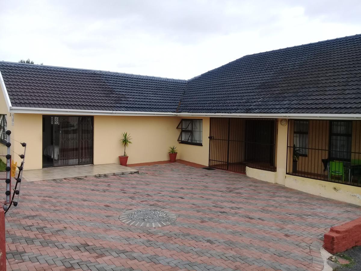 Mavi Guest House East London Buitenkant foto